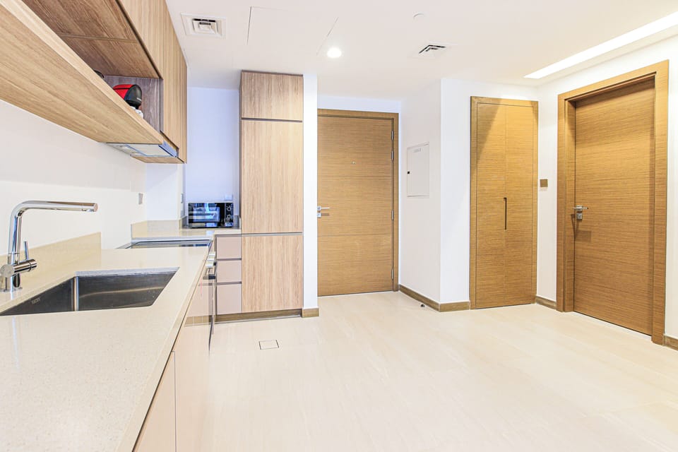 Apartment, Balcony, City View | Private kitchen | Espresso maker, electric kettle