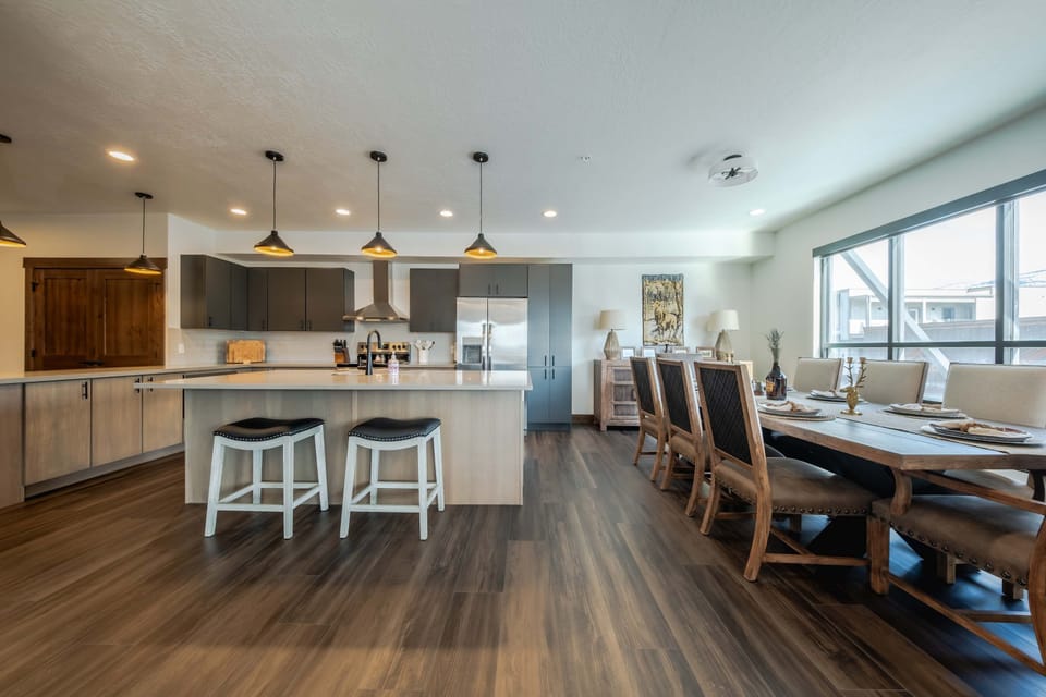 Open living, dining and kitchen space 