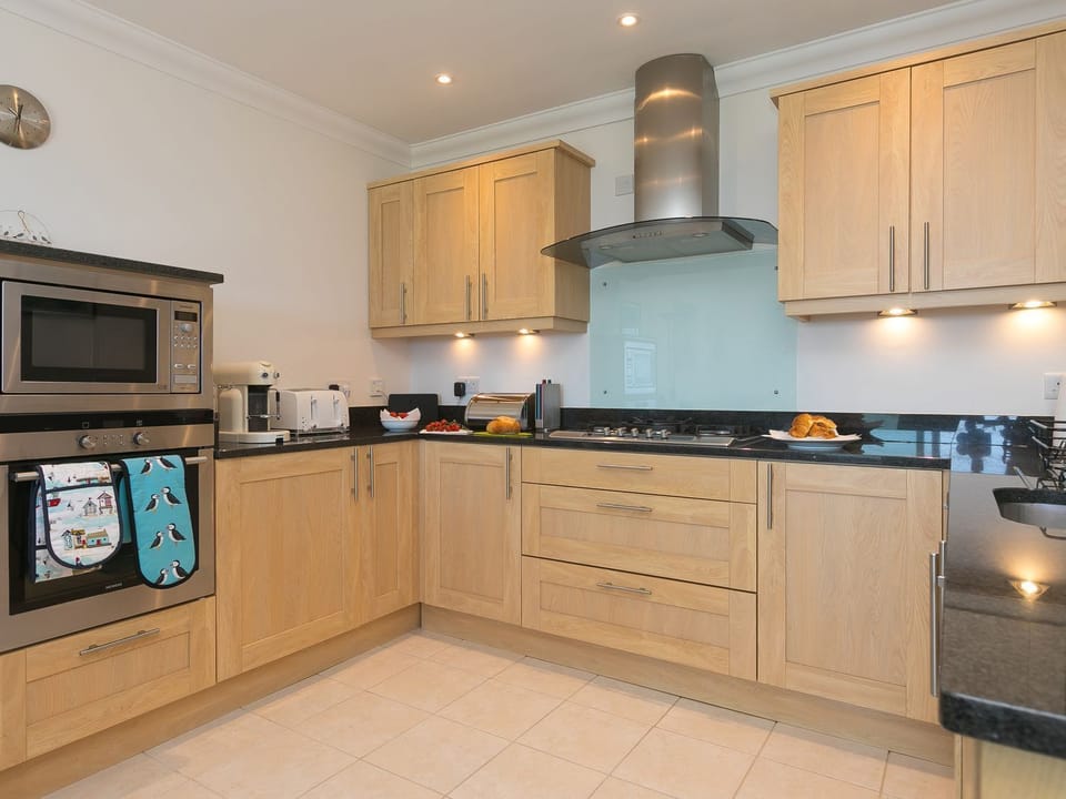Fridge, microwave, dishwasher, electric kettle