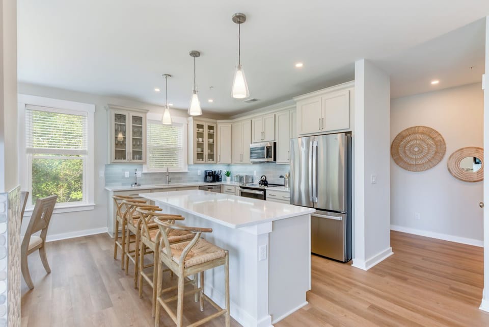Deluxe Apartment, Balcony | Private kitchen