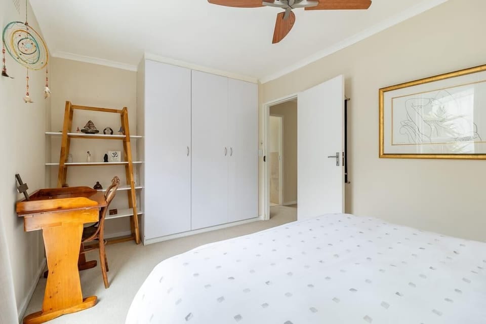 House, Multiple Beds, Pool Access, Ocean View (Harbour Lights ) | 3 bedrooms, individually decorated, individually furnished, bed sheets