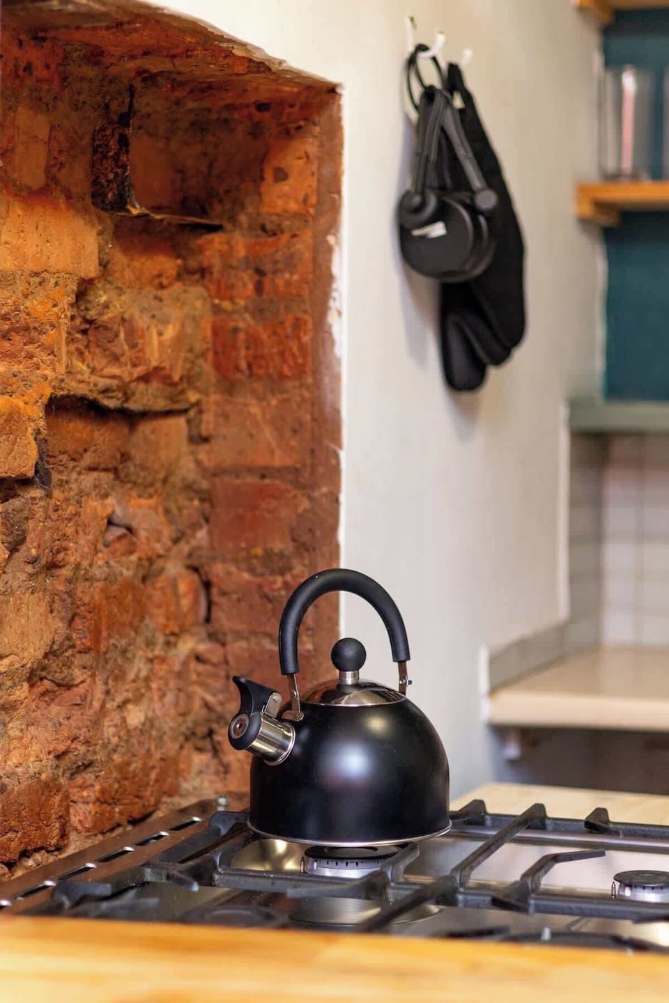 House, Multiple Beds, Patio, Garden View (Buitengracht House ) | Private kitchen | Fridge, oven, stovetop, coffee/tea maker