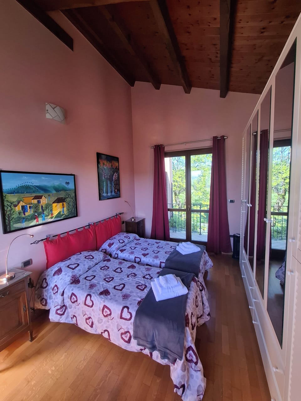 Twin Room, Mountain View | Free WiFi