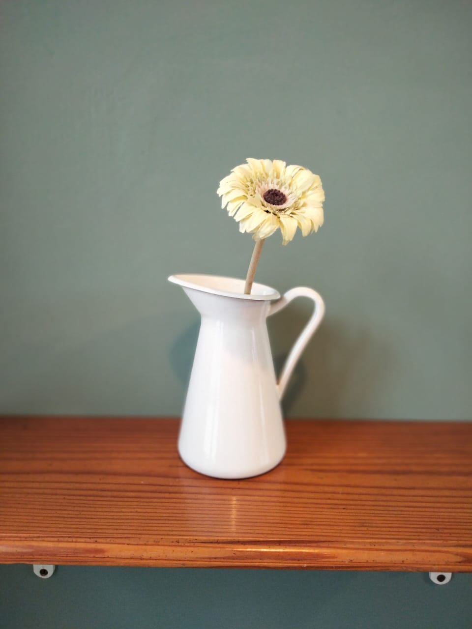 Room, River View | Bathroom | Hair dryer, soap, shampoo, toilet paper