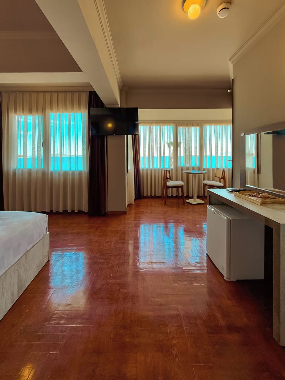 Superior Double Room, Sea View | Iron/ironing board, free WiFi