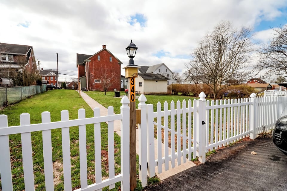 Spacious 4-bedroom home just 10 minutes from historic Gettysburg.