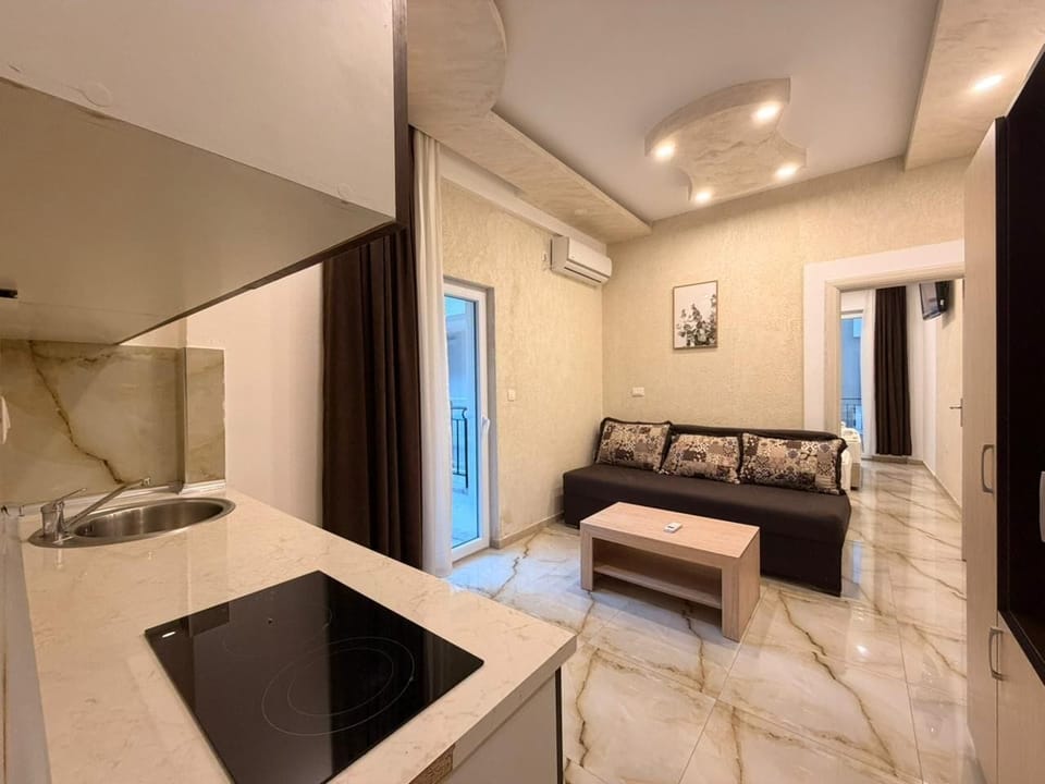 Family Apartment | Private kitchen | Mini-fridge