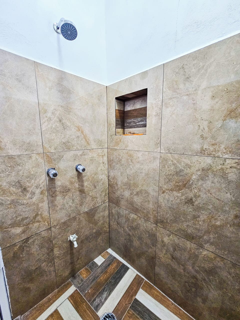 Comfort Double Room, Patio | Bathroom | Shower, towels, soap, shampoo