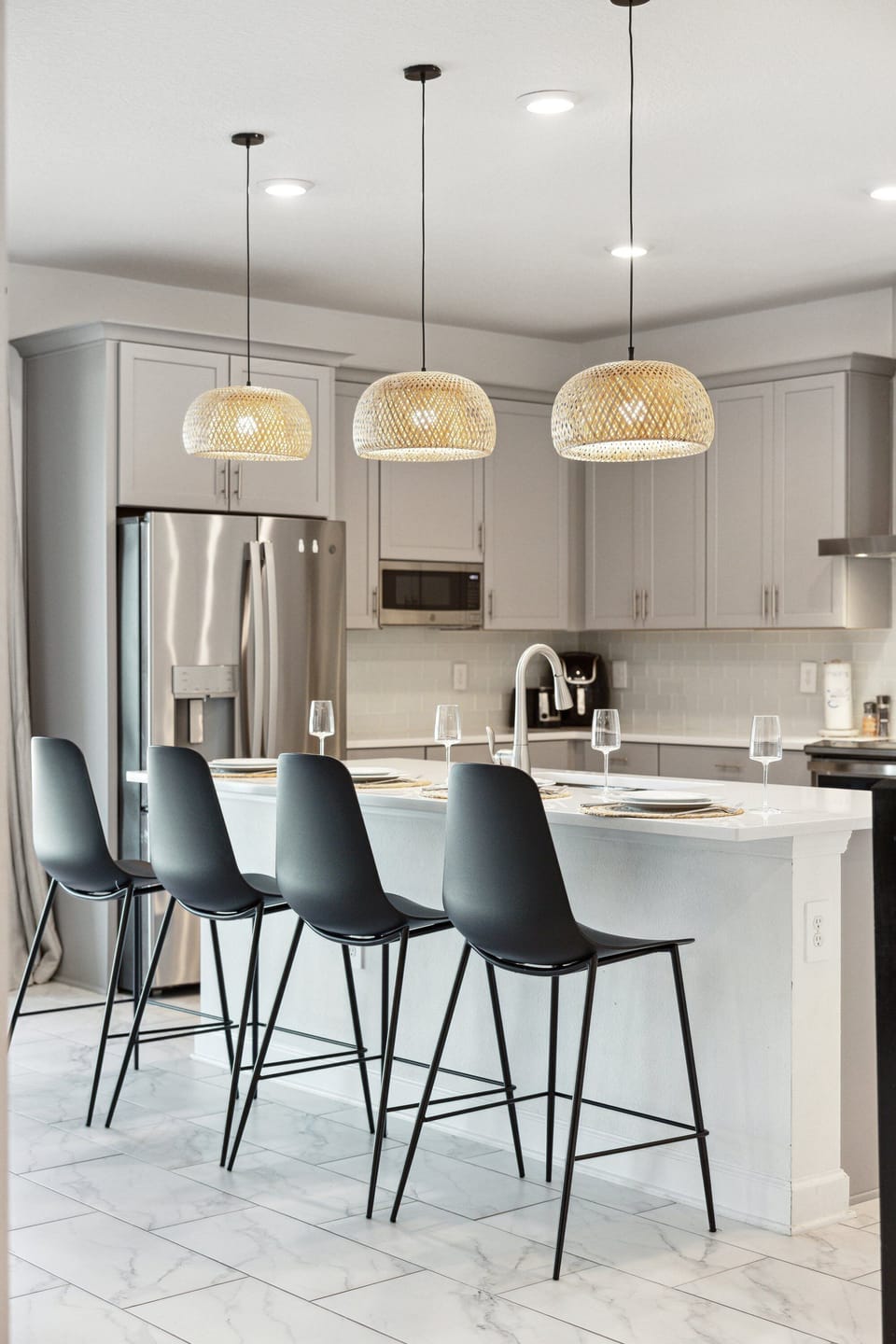 House (Multiple Bedrooms) | Private kitchen | Fridge, microwave, oven, stovetop