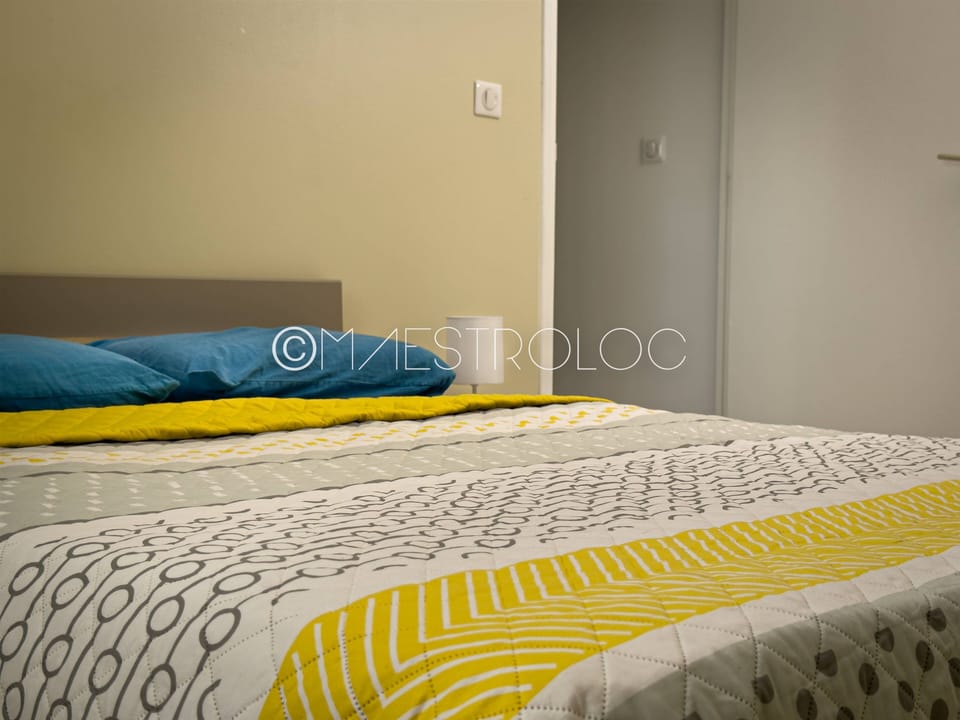 Comfort House, Balcony, Garden View | 1 bedroom, iron/ironing board, free WiFi