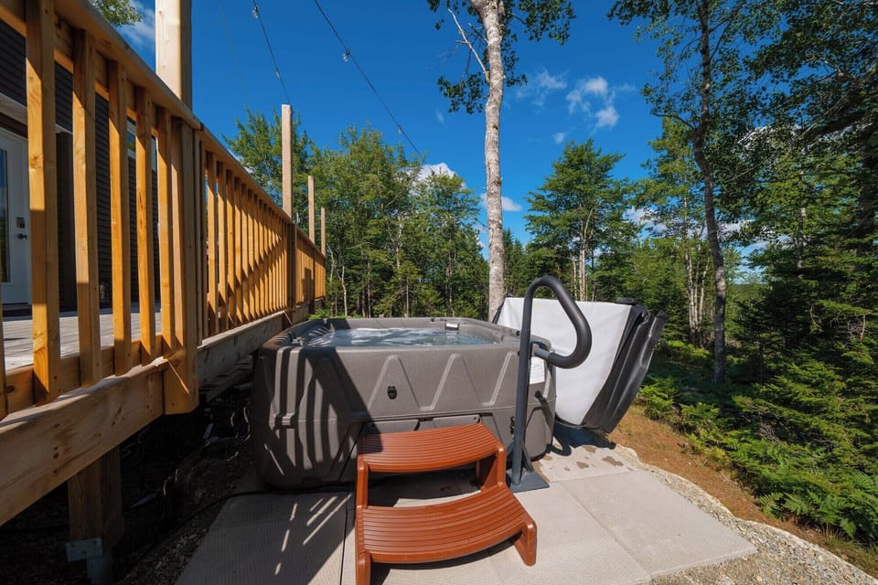 Tulip20Suite20Hot20Tub