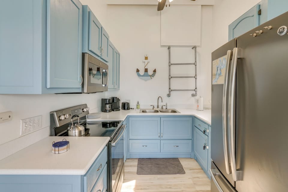 Kitchen | Cooking Basics | Toaster | Drip & Keurig Coffee Makers