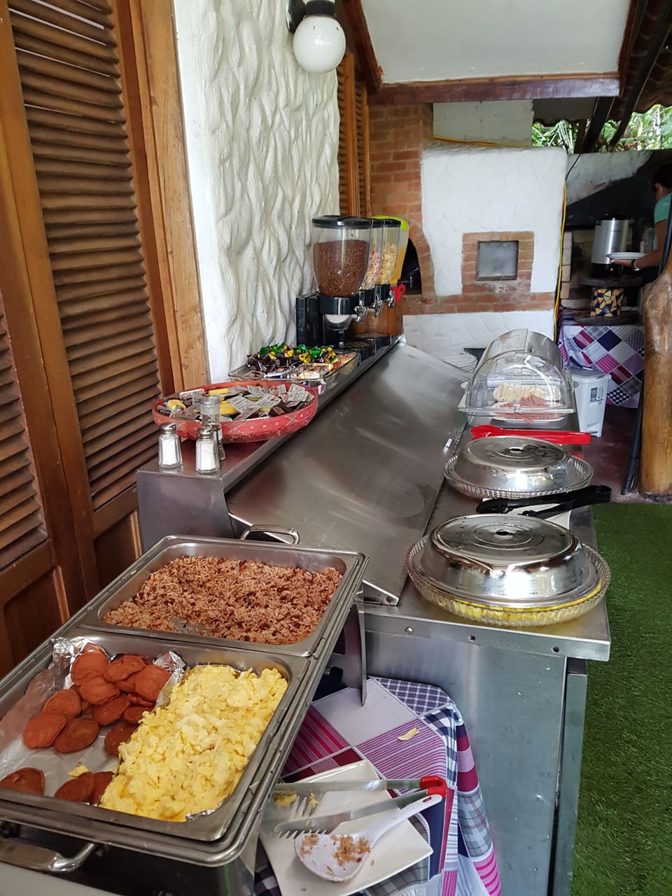 Free daily full breakfast