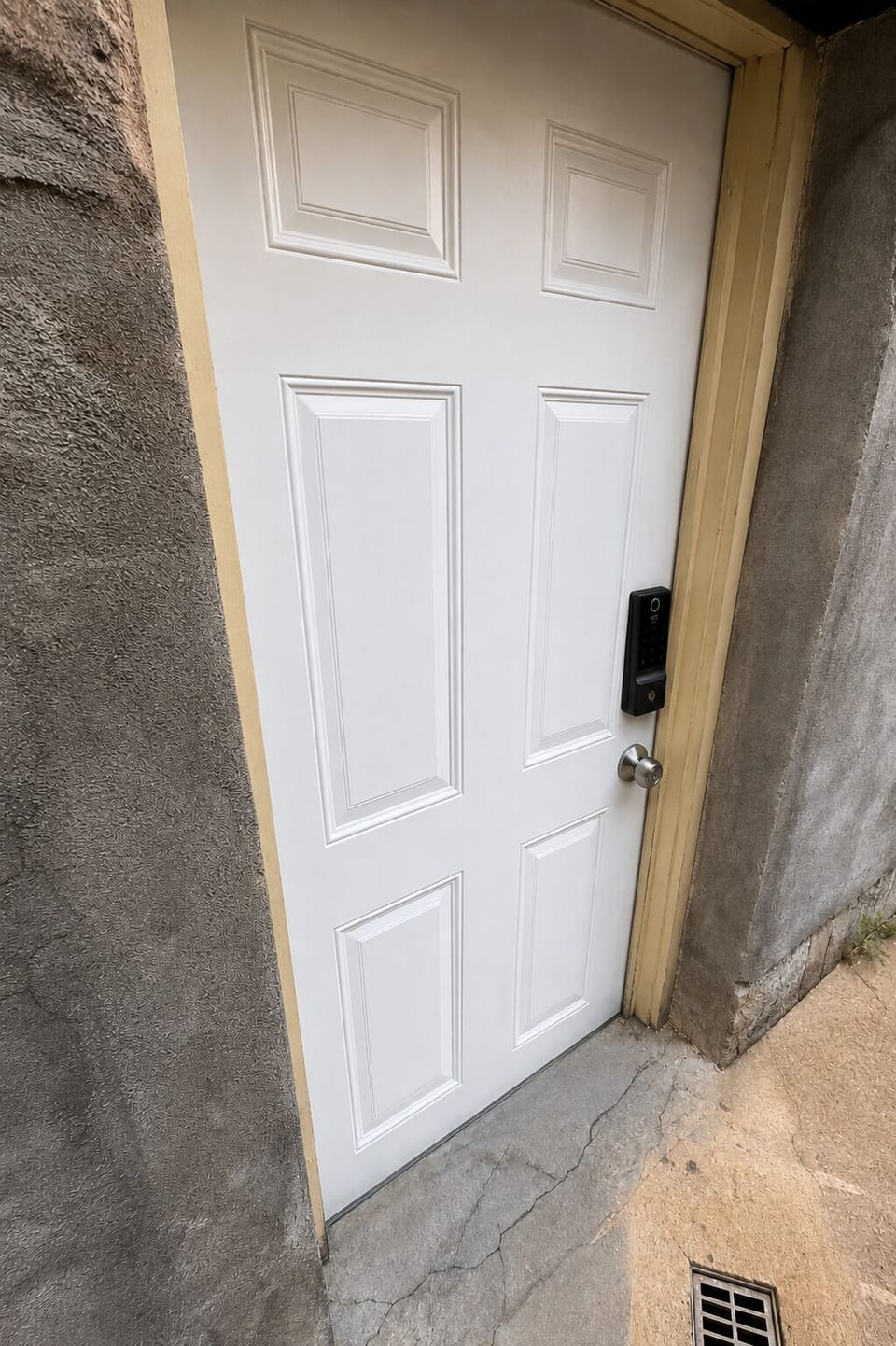 Garden unit entrance