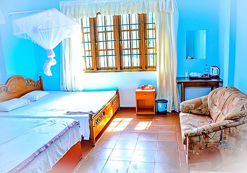Family Room | 2 bedrooms, desk, iron/ironing board, rollaway beds