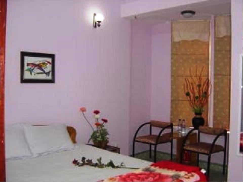 Family Room | Minibar, rollaway beds (surcharge), WiFi (free)