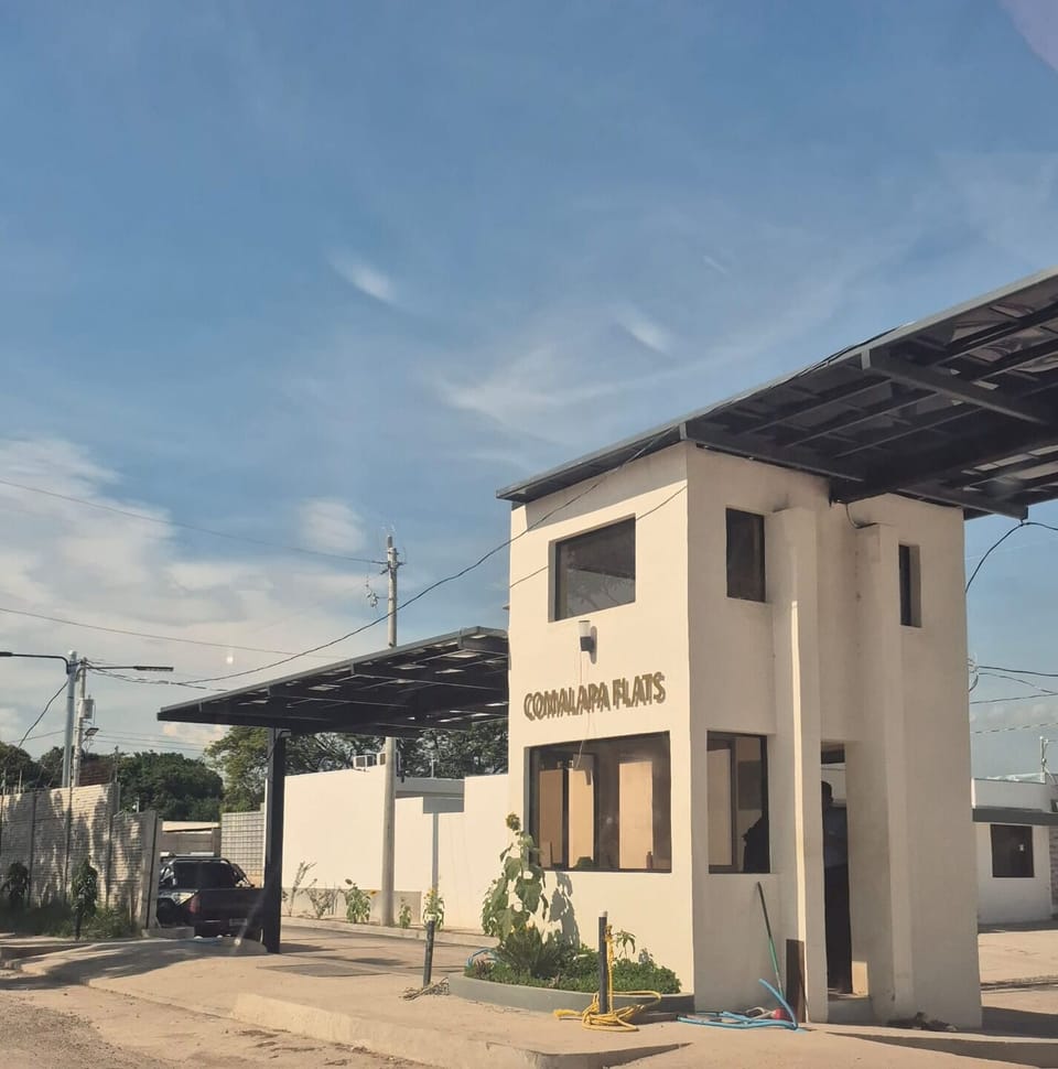Comalapa Flats Residential