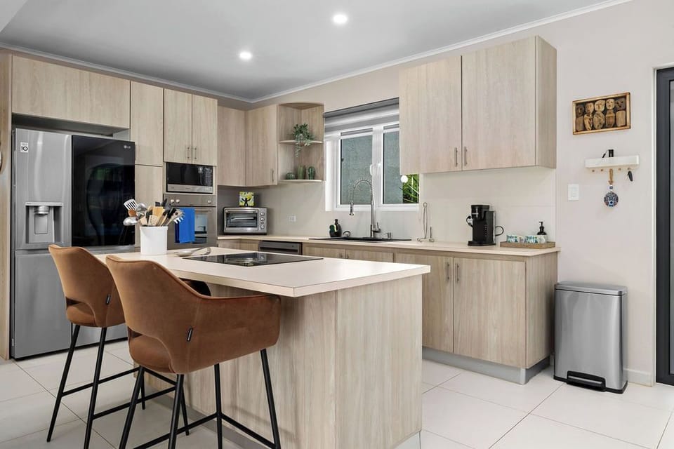Ritz on Ruby ~ BRAND NEW 3BR Villa w/Private Pool! (27399)