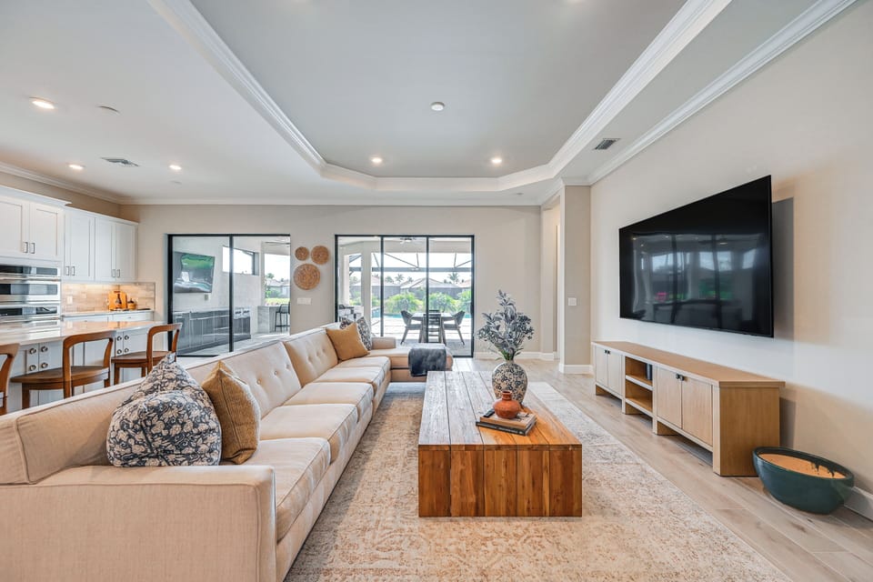 Living Room | Open Floor Plan