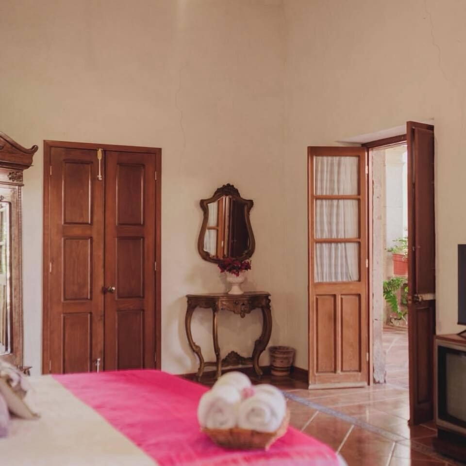 Deluxe Double Room, Patio, Courtyard View | Down comforters, free WiFi