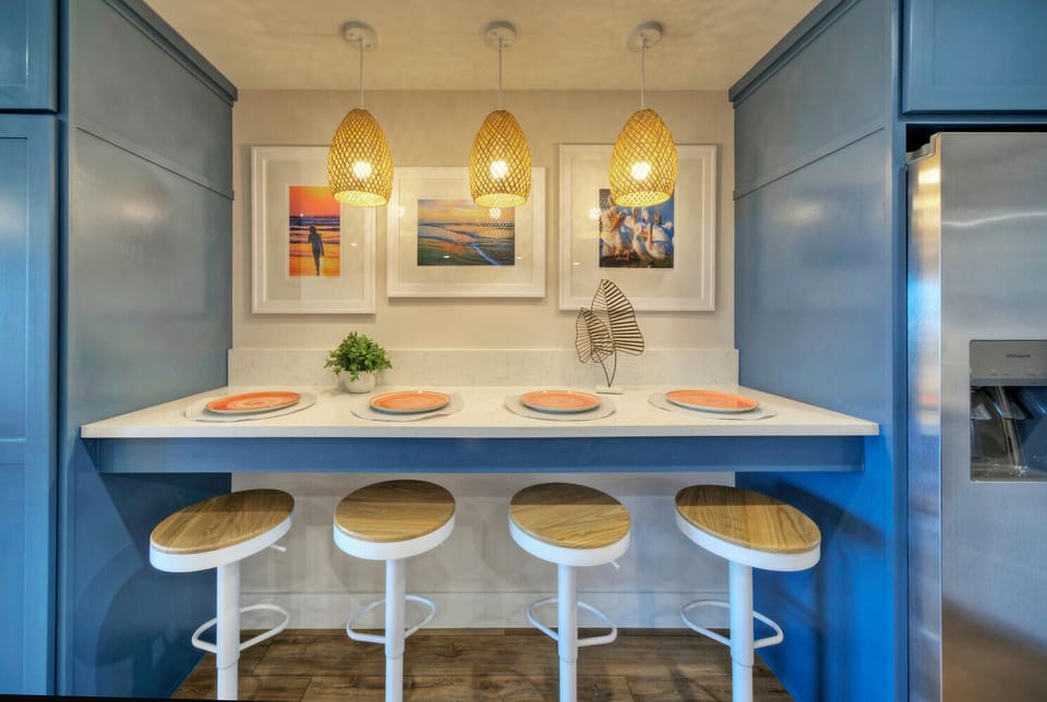 Classy design, chic furnishings. (Summer Love)