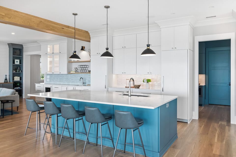 Pull up a stool at the kitchen counter and enjoy casual dining and conversations. 