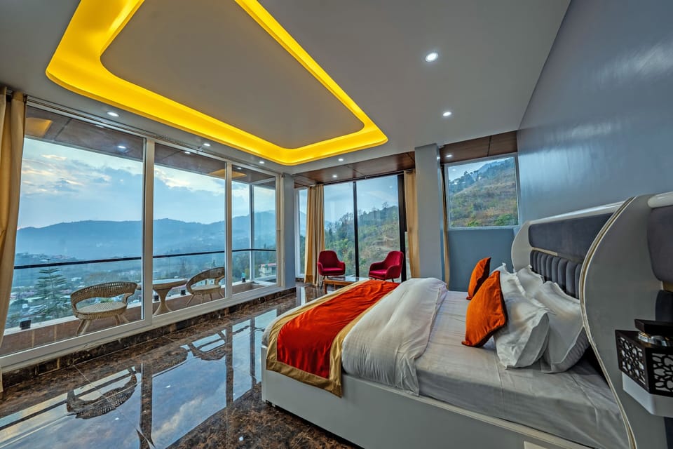 Deluxe Double Room, Mountain View | Free WiFi