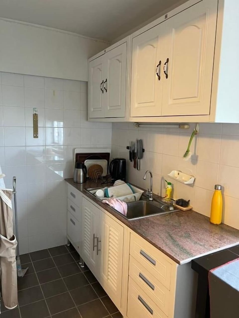 Apartment | Private kitchen | Electric kettle