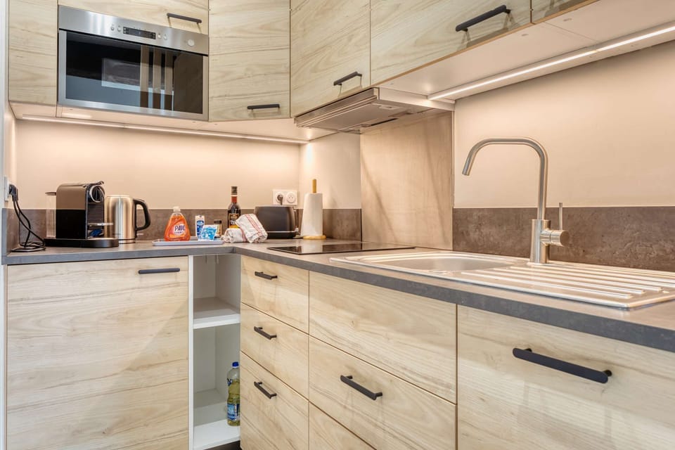 Le Normandie - Kitchen