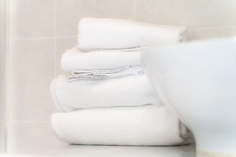 Single Room, Balcony | Bathroom