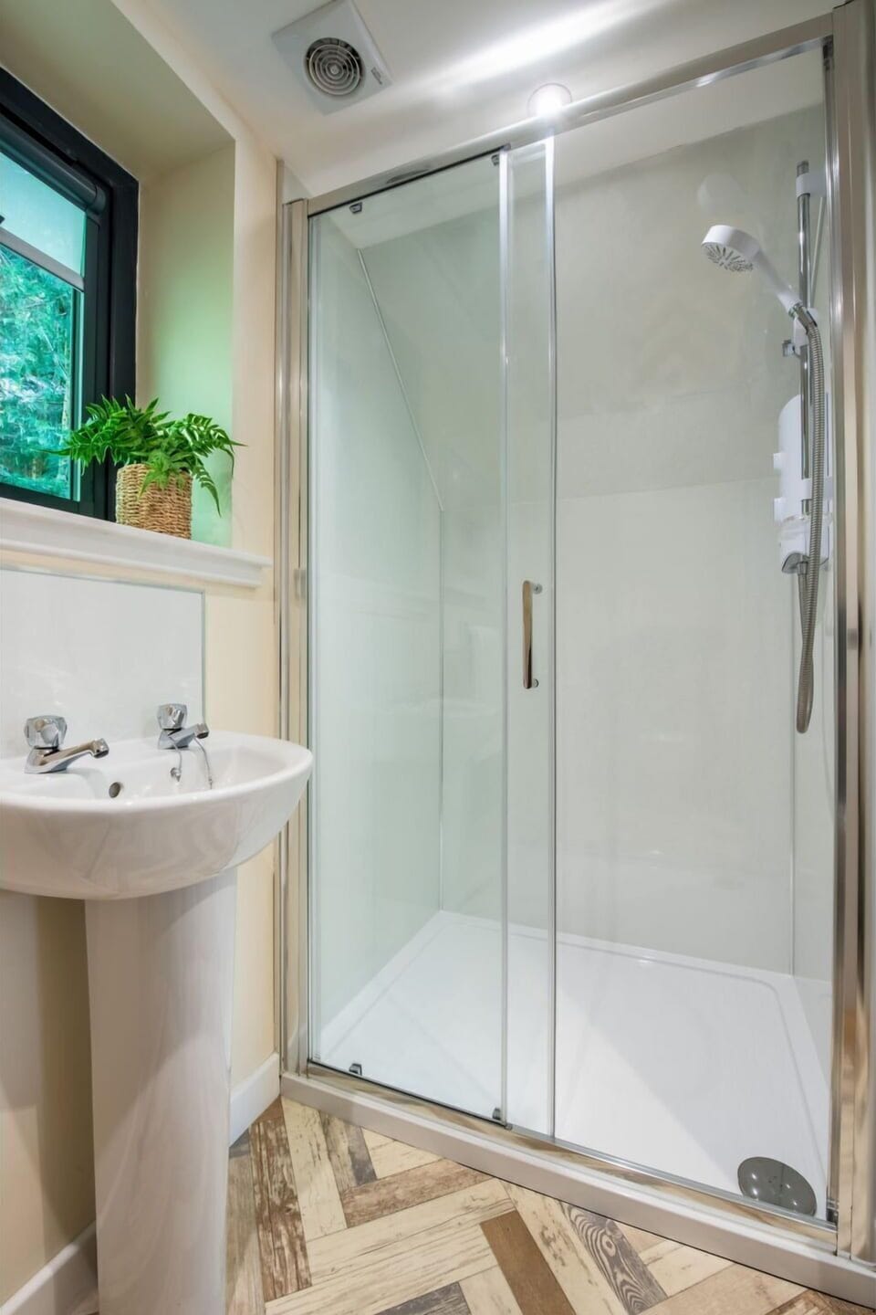 Bathroom, Plumbing Fixture, Flooring, Interior Design, Floor, Plumbing, Shower, Door, Shower Door, Tap