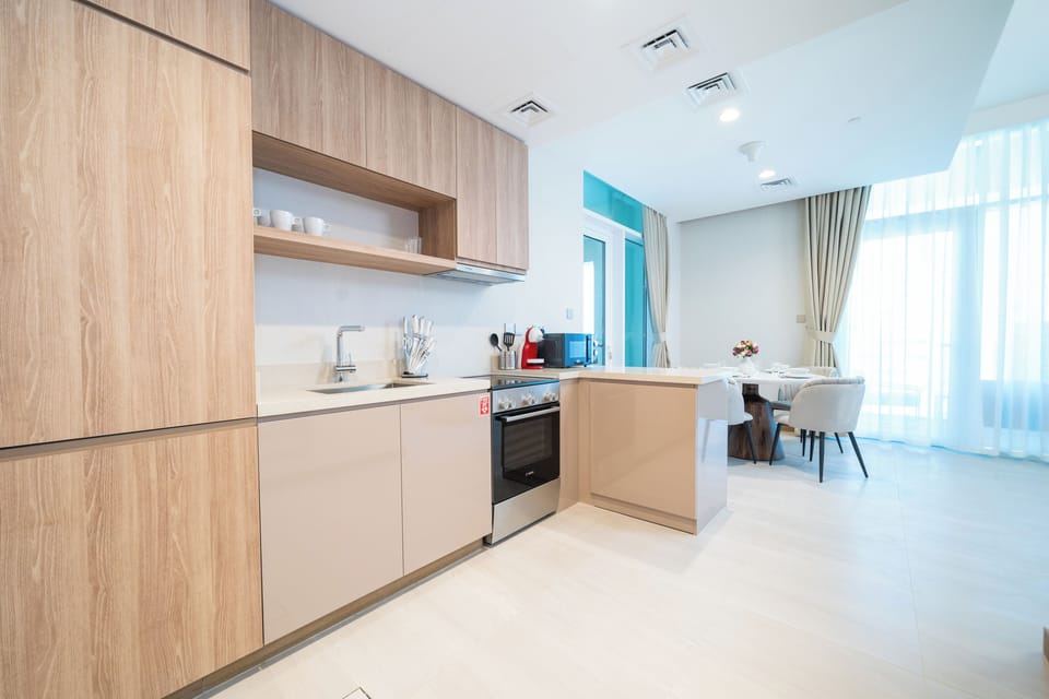 Apartment, Balcony, Lake View | Private kitchen