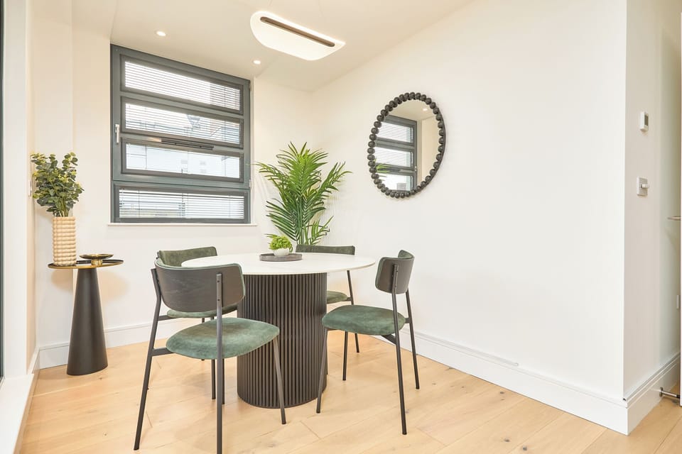 Deluxe Apartment, Balcony | Individually decorated, individually furnished, desk, laptop workspace