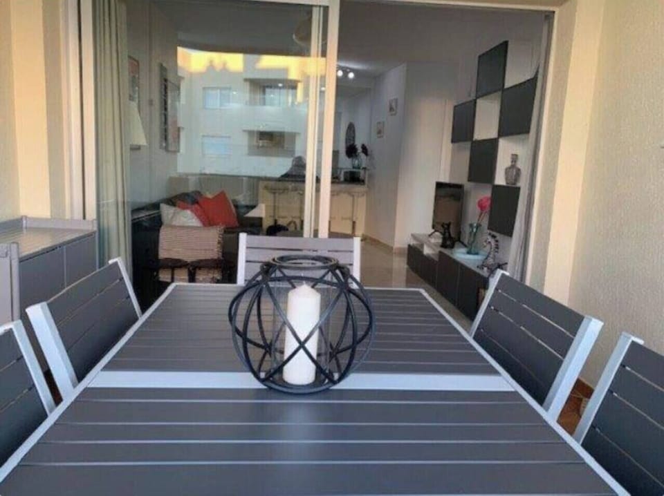 9a730795-77e3-46c5-8a7d-e52affd26a5b