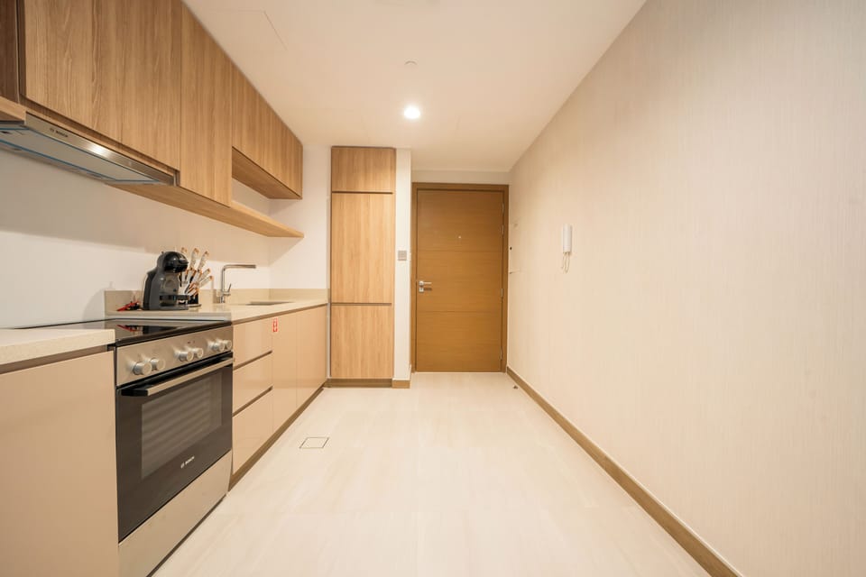 Apartment, Balcony, Lake View | Private kitchen | Espresso maker, electric kettle