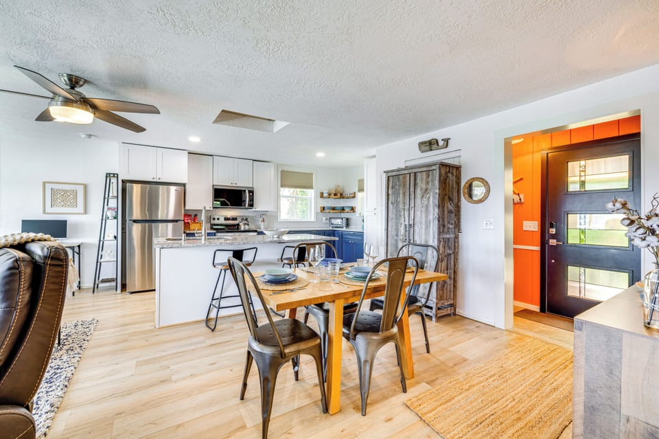 House (2 Bedrooms) | Interior