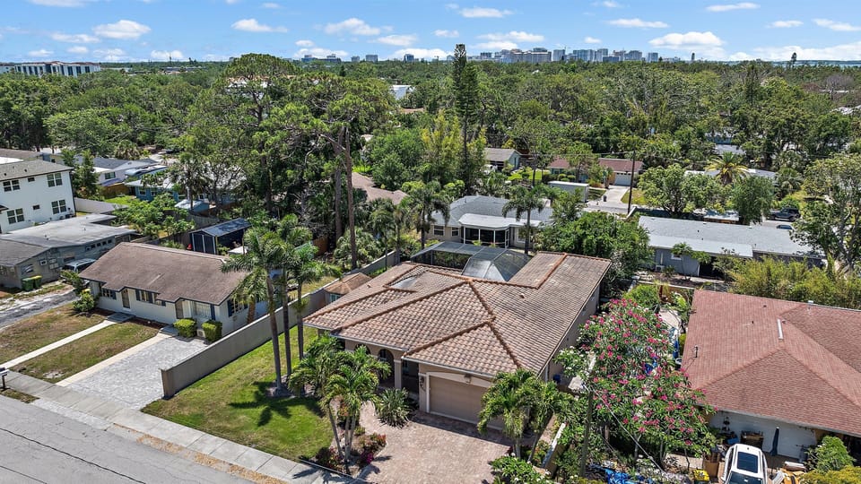 House, 3 Bedrooms | Aerial view