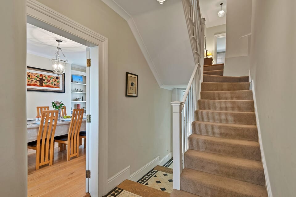 House | Dining