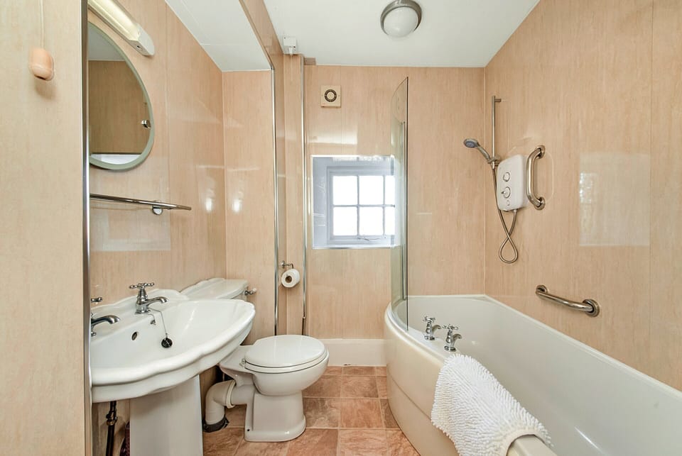 Lodge in Thirsk With Scenic Trails & Spa Apartment in Borough of Harrogate