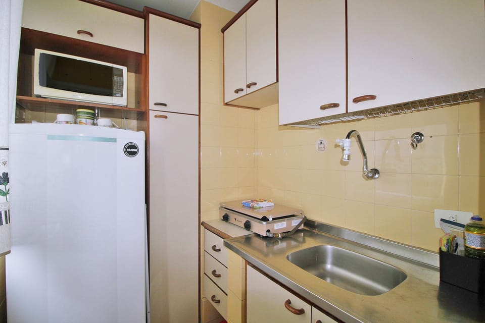 Classic Apartment | Private kitchen