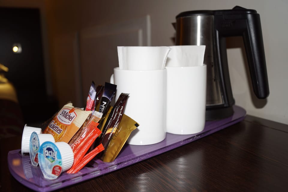 Junior Suite, 1 King Bed (Twin bed on request) | Coffee and/or coffee maker