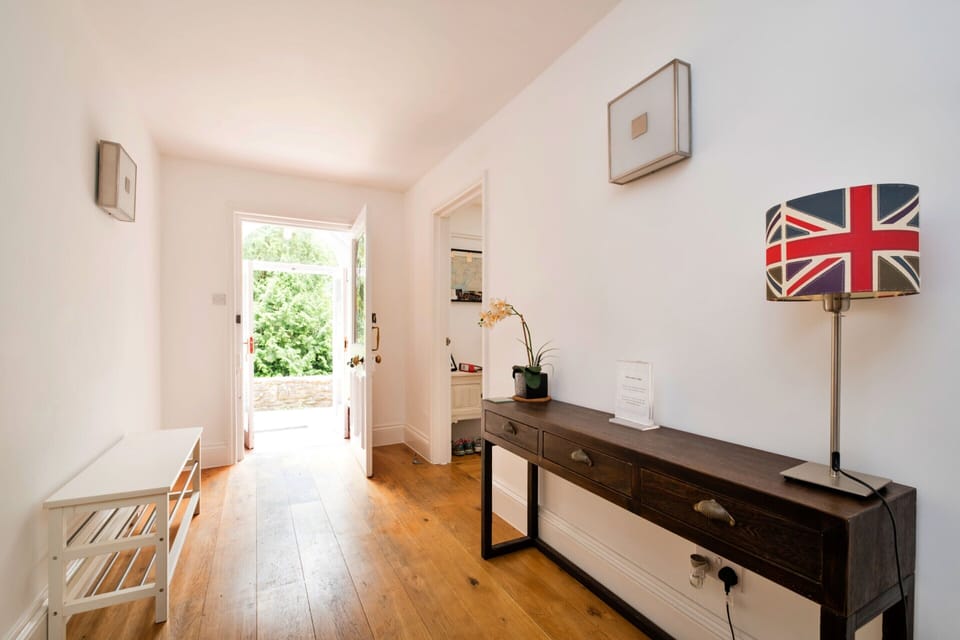 Apartment | Reception