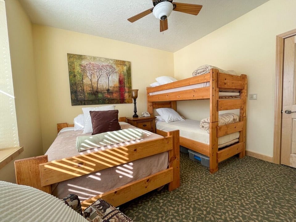 1 bedroom, free wired internet