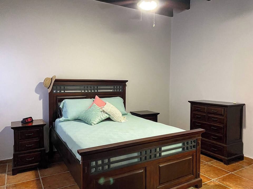 Queen bed