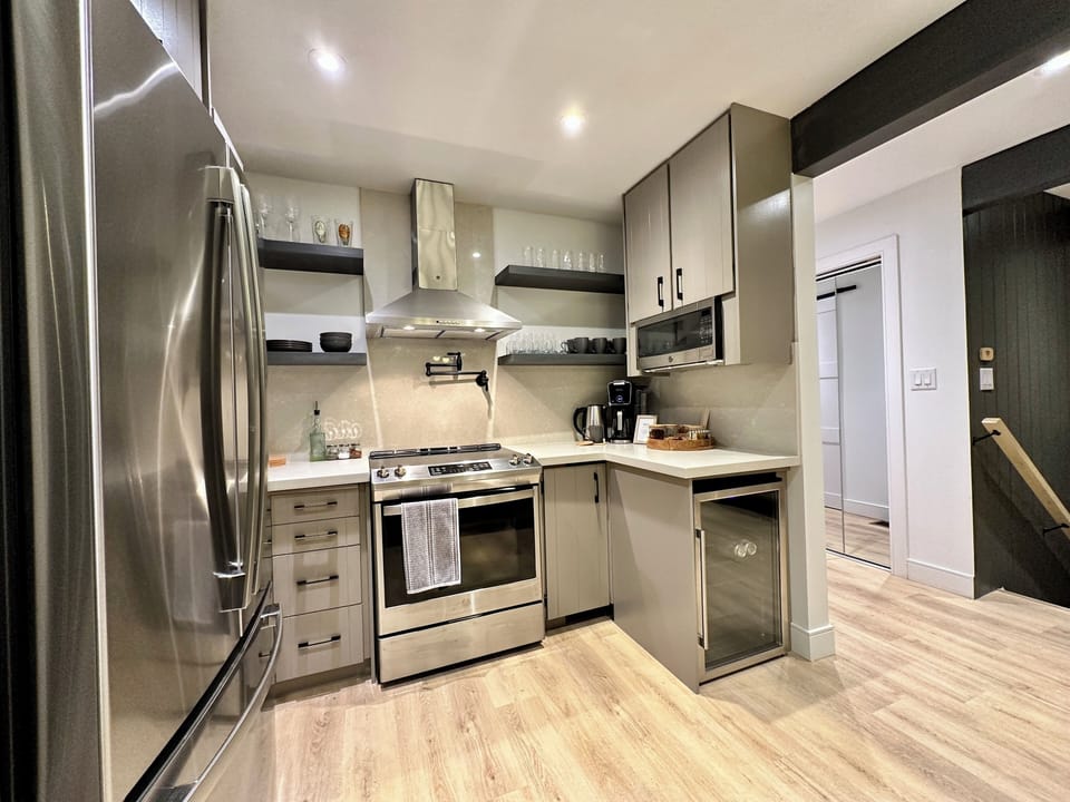 Fully stocked kitchen