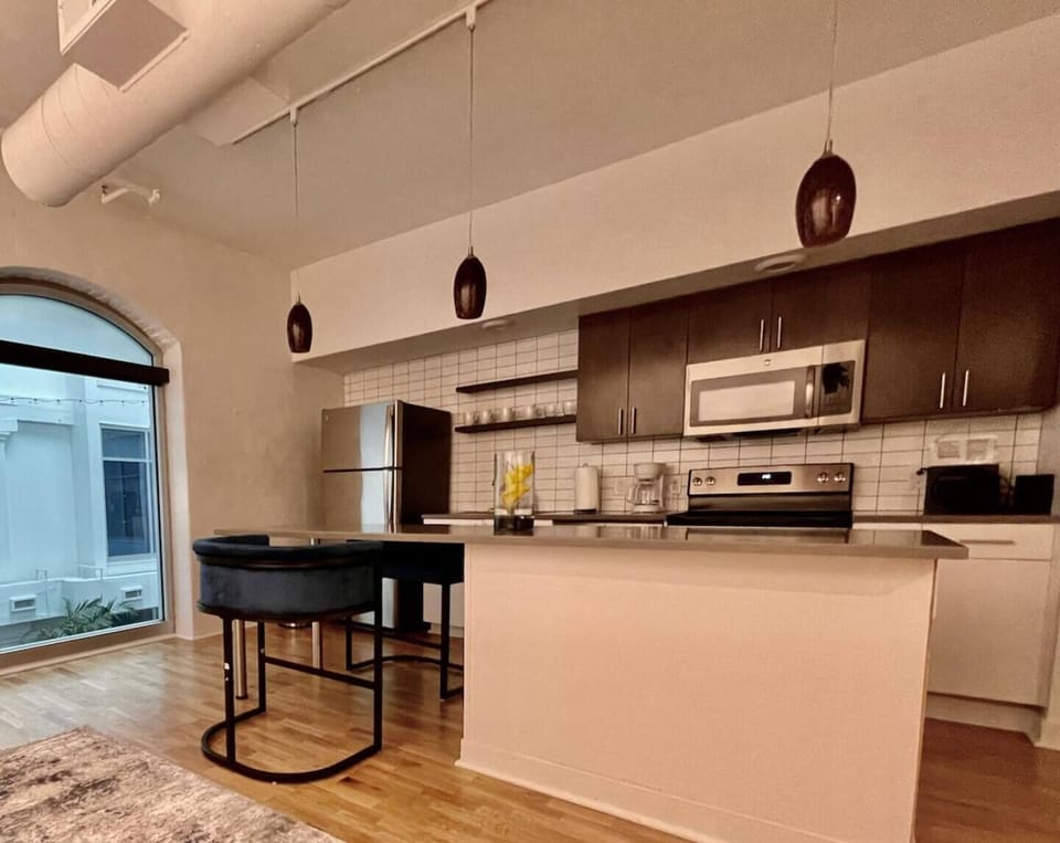 Loft 506 kitchen and sitting area