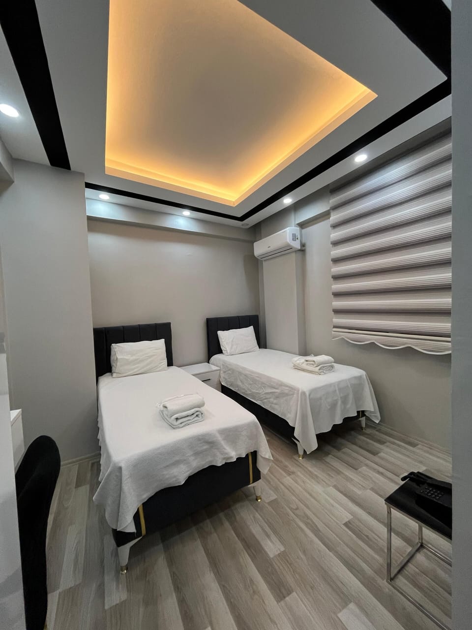 Classic Twin Room | Free WiFi