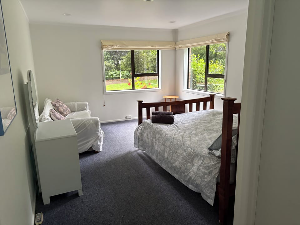 Bedroom/living
