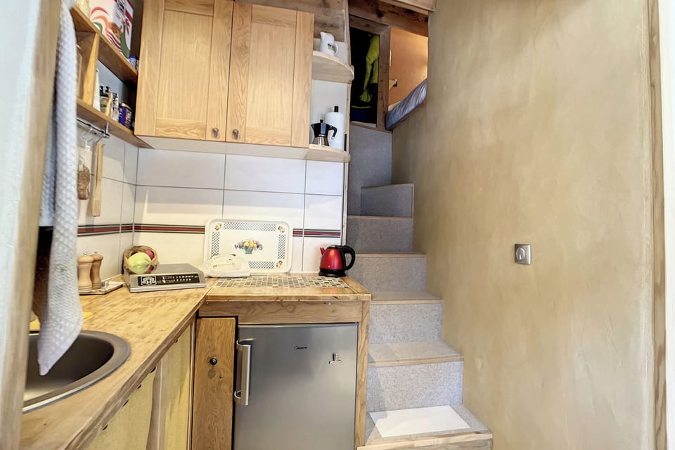 Kitchenette