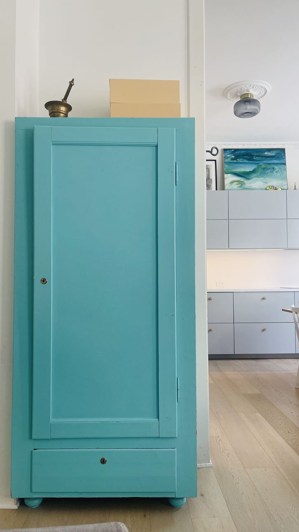 Room Detail